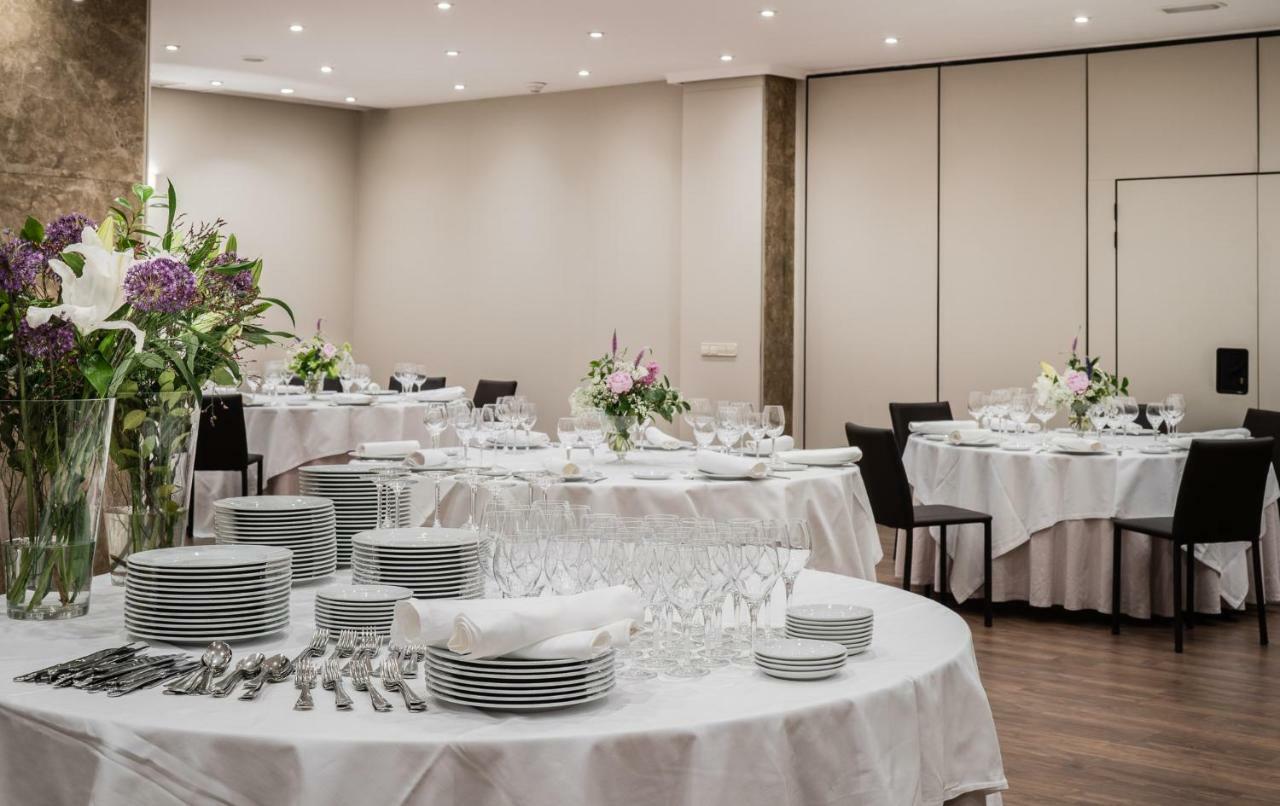 Agumar Hotel Madrid Exterior photo Wedding reception
